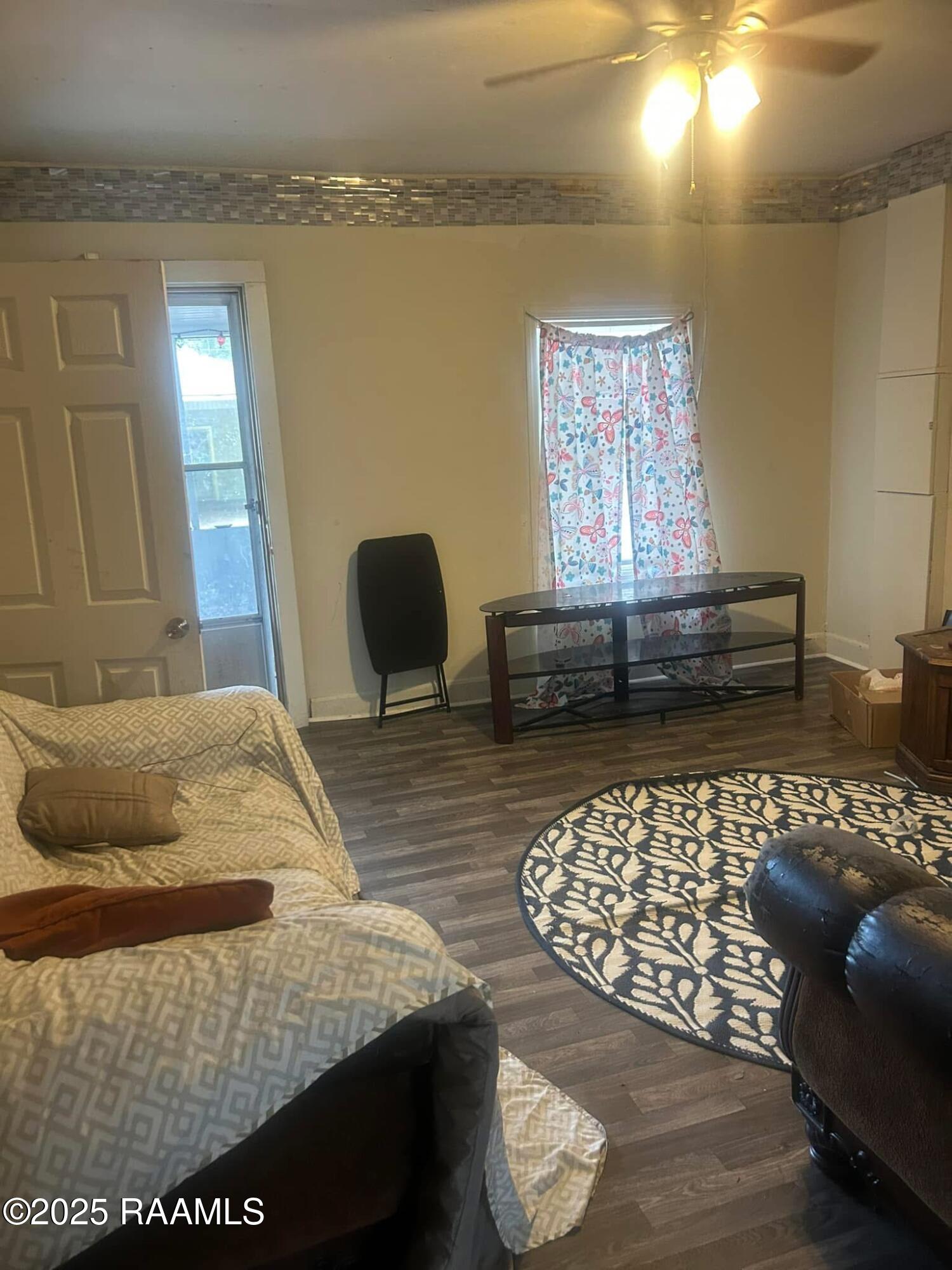 633 Halphen Street Opelousas, LA 70570 - Photo 5 of 8 IMG_0123