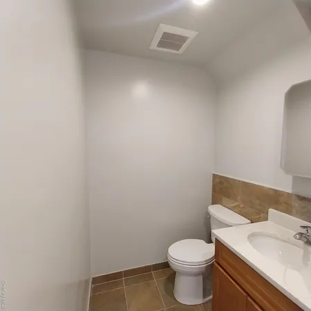 $3,300 | 343 Jackson Street, Unit 3, Hempstead, NY 11550