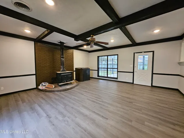 $205,000 | 2112 Country Club Drive, Yazoo City, MS 39194