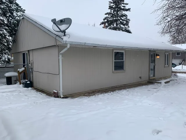 a view of a room with a garage