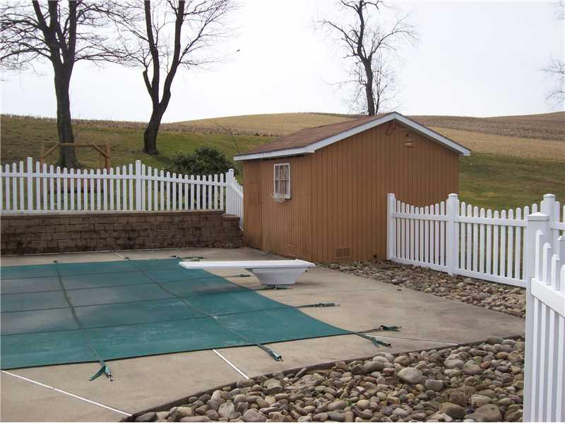 174 Kendi Road Mount Pleasant, PA 15666 - Photo 21 of 22 Swimming Pool/Hot Tub/Sauna.