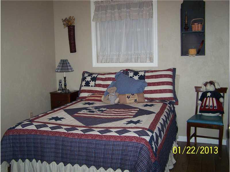 174 Kendi Road Mount Pleasant, PA 15666 - Photo 8 of 22 Bedroom.