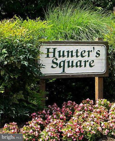 2318 Hunters Square Court Reston, VA 20191 - Photo 2 of 28 Community