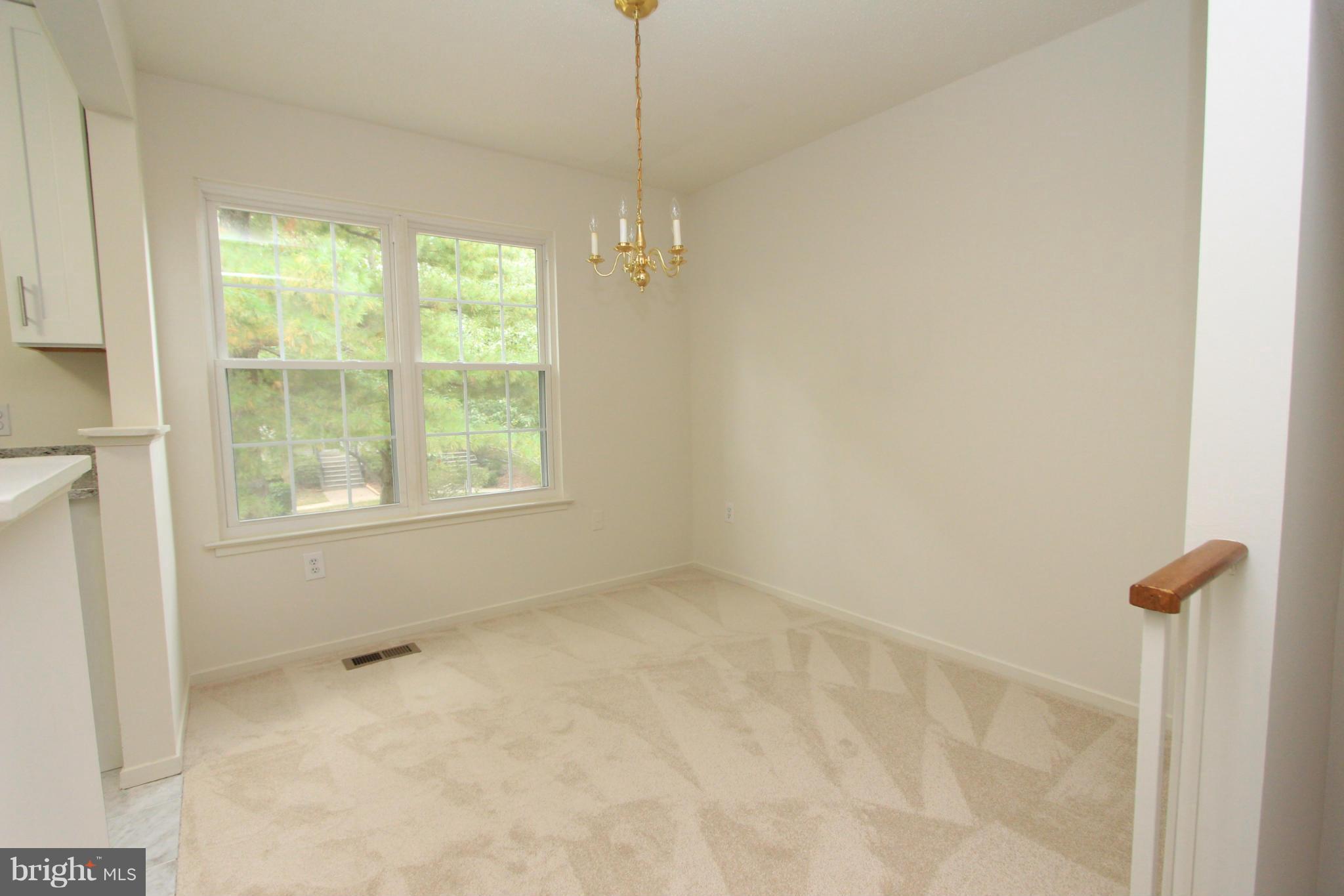 2318 Hunters Square Court Reston, VA 20191 - Photo 8 of 28 Dining Room
