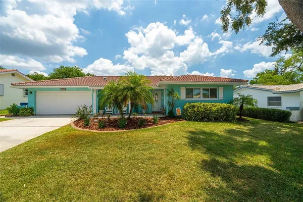 $569,900 | 12254 69th Terrace, Seminole, FL 33772
