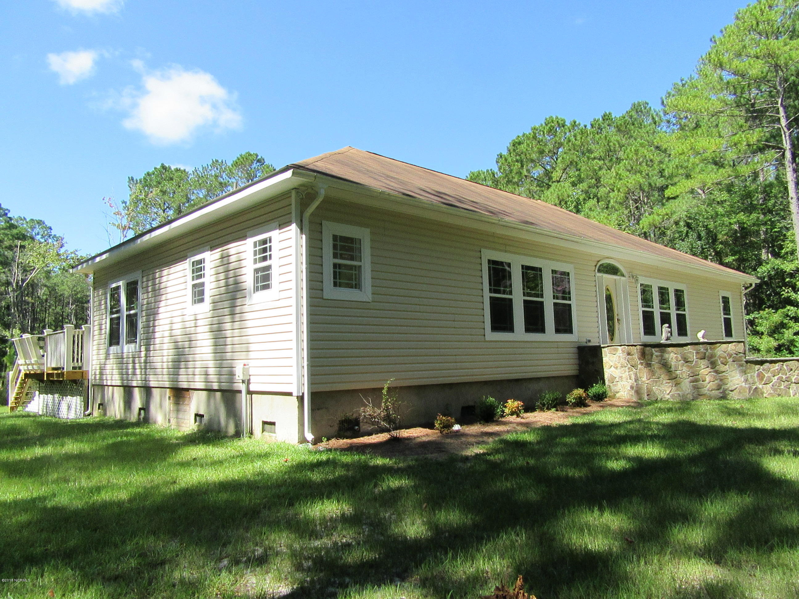 327 Bay Shores Road Merritt, NC 28556 - Photo 3 of 42 Front View