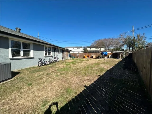 $2,400 | 6801 Glenn Street, Metairie, LA 70003