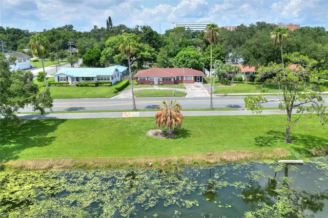 $339,000 | 1206 West Lake Parker Drive, Lakeland, FL 33805