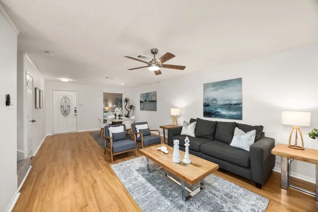 $279,900 | 19627 Lighthouse Scene Lane, Cypress, TX 77433