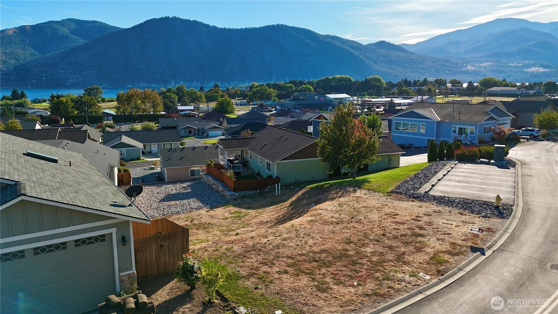 516 Village Drive Manson, WA 98831 - Photo 5 of 22