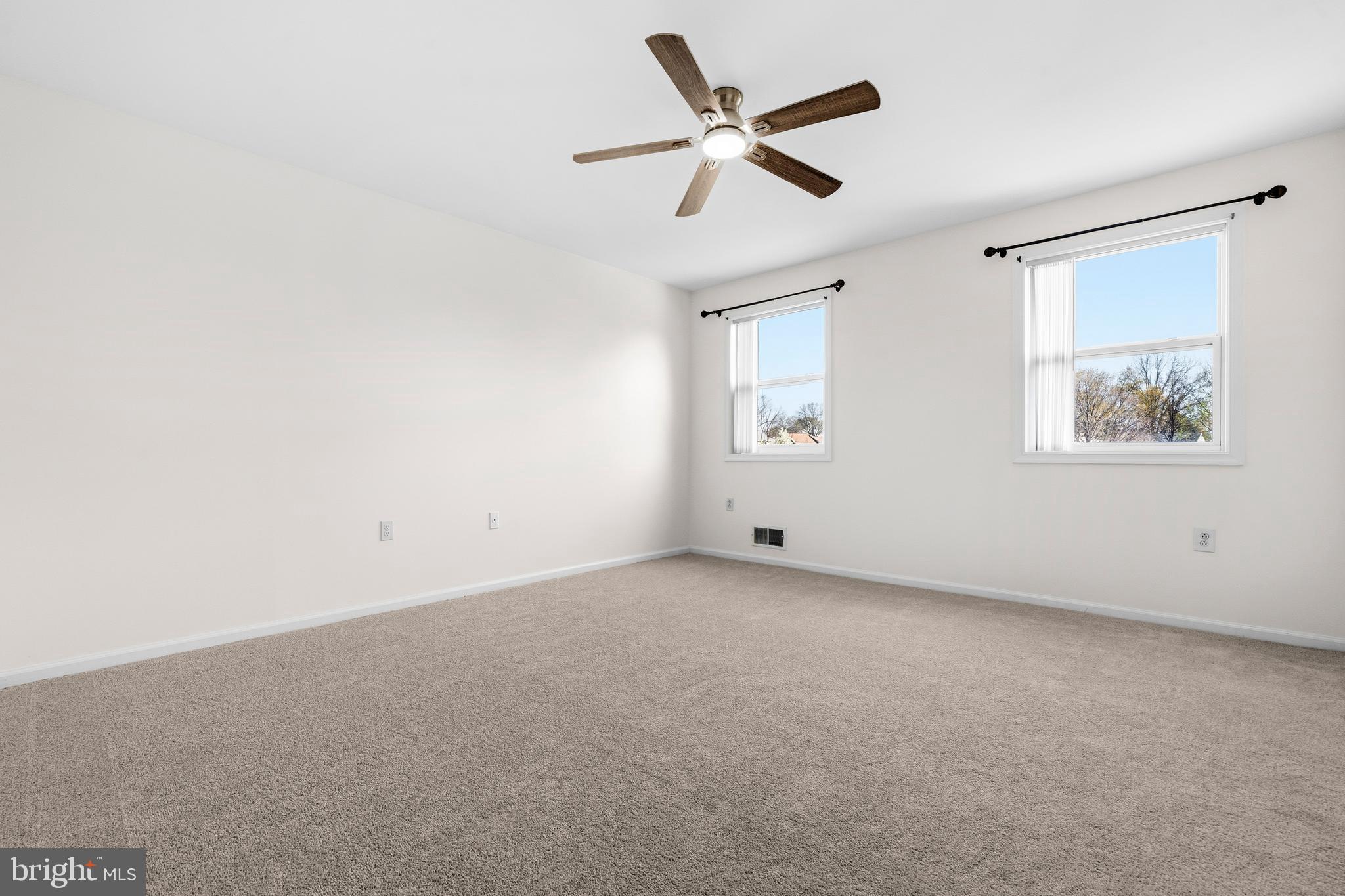 5 Coatbridge Court Olney, MD 20832 - Photo 15 of 49 a view of a ceiling fan with wooden floor in ceiling fan