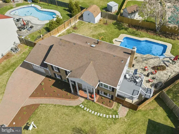 $725,000 | 5 Coatbridge Court, Olney, MD 20832