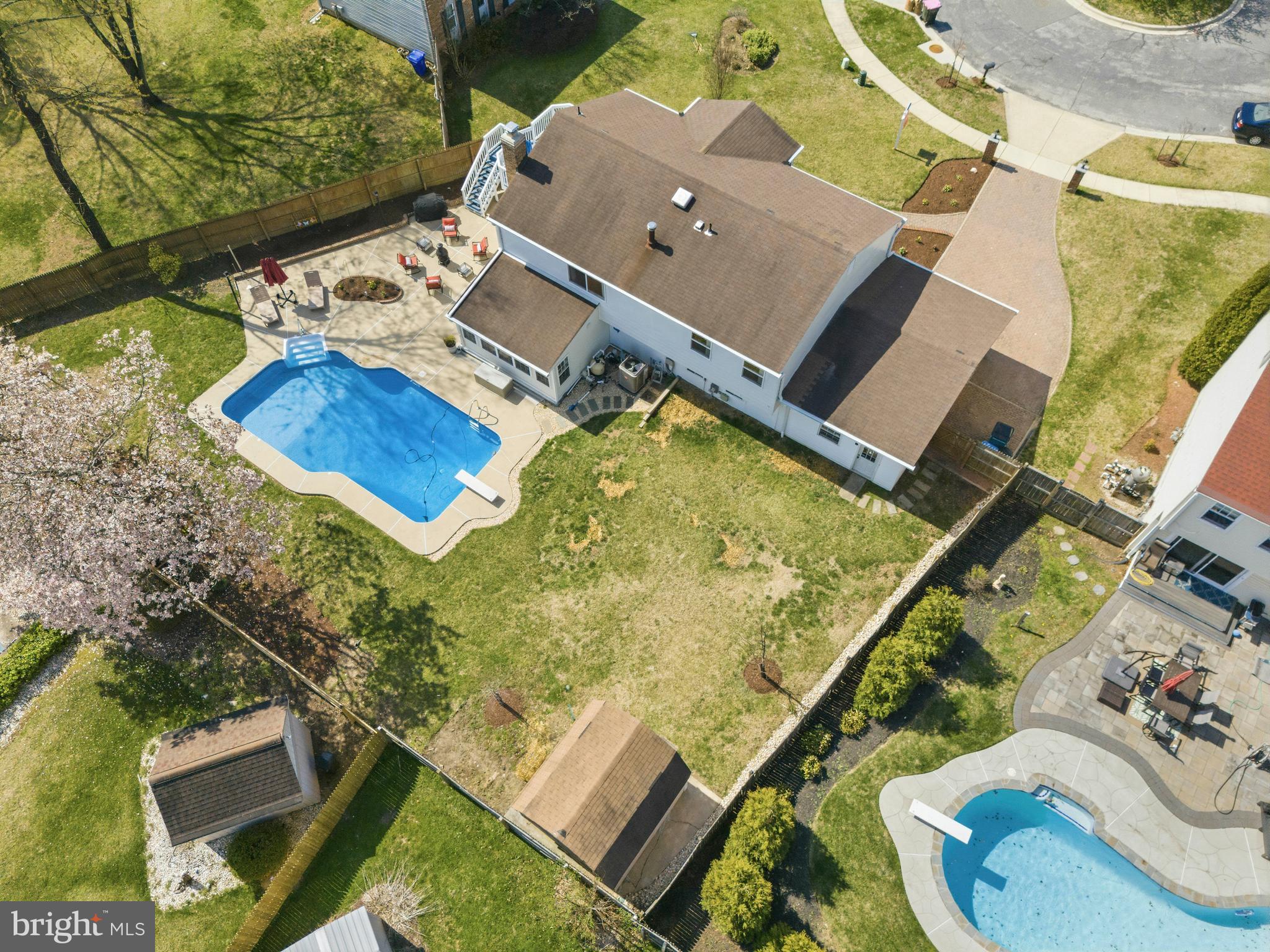 5 Coatbridge Court Olney, MD 20832 - Photo 47 of 49 swimming pool with outdoor seating