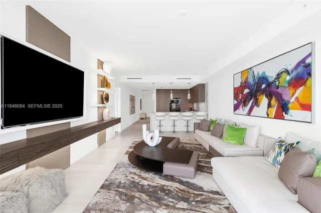 $2,850,000 | 1116 North Ocean Boulevard, Unit 504, Pompano Beach, FL 33062