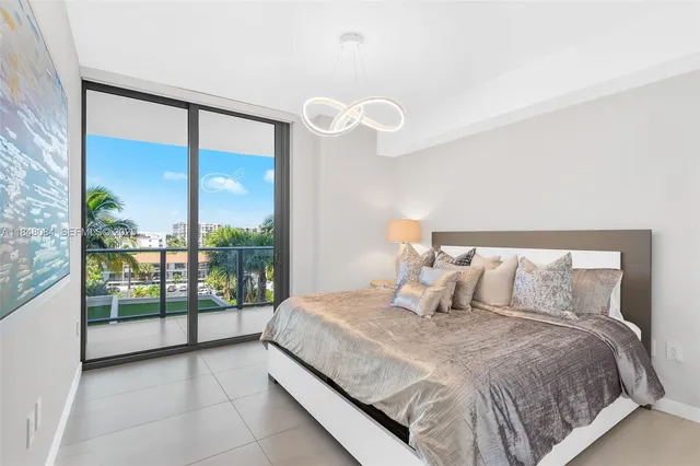 $2,850,000 | 1116 North Ocean Boulevard, Unit 504, Pompano Beach, FL 33062