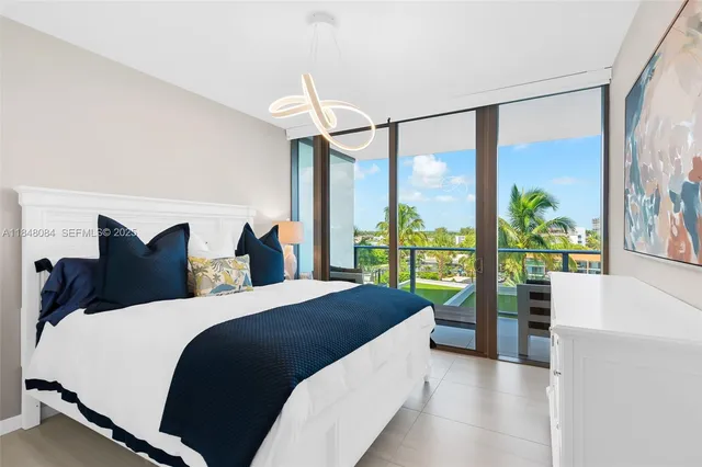 $2,850,000 | 1116 North Ocean Boulevard, Unit 504, Pompano Beach, FL 33062