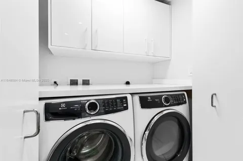 $2,850,000 | 1116 North Ocean Boulevard, Unit 504, Pompano Beach, FL 33062