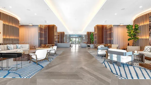 $2,850,000 | 1116 North Ocean Boulevard, Unit 504, Pompano Beach, FL 33062