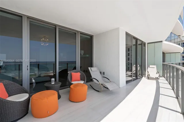 $2,850,000 | 1116 North Ocean Boulevard, Unit 504, Pompano Beach, FL 33062