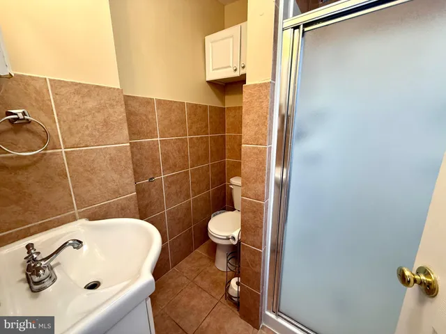 $1,250 | 3330 East Hollywood Circle, Unit A2, Pennsauken, NJ 08109