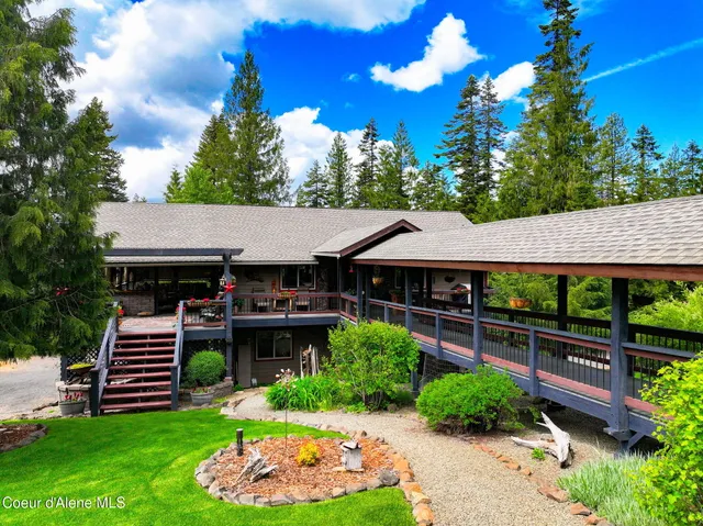 $749,000 | 629 Flat Creek Road, St. Maries, ID 83861