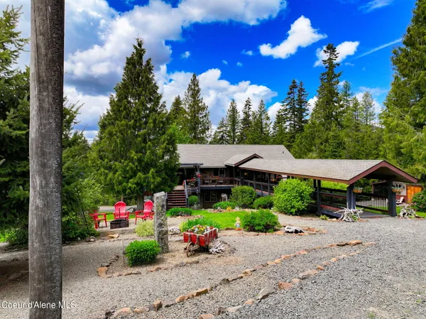 $749,000 | 629 Flat Creek Road, St. Maries, ID 83861