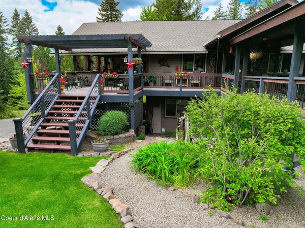 $749,000 | 629 Flat Creek Road, St. Maries, ID 83861