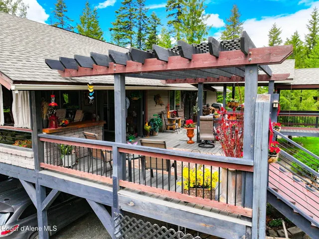 $749,000 | 629 Flat Creek Road, St. Maries, ID 83861