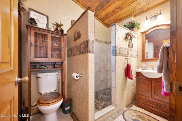 $749,000 | 629 Flat Creek Road, St. Maries, ID 83861