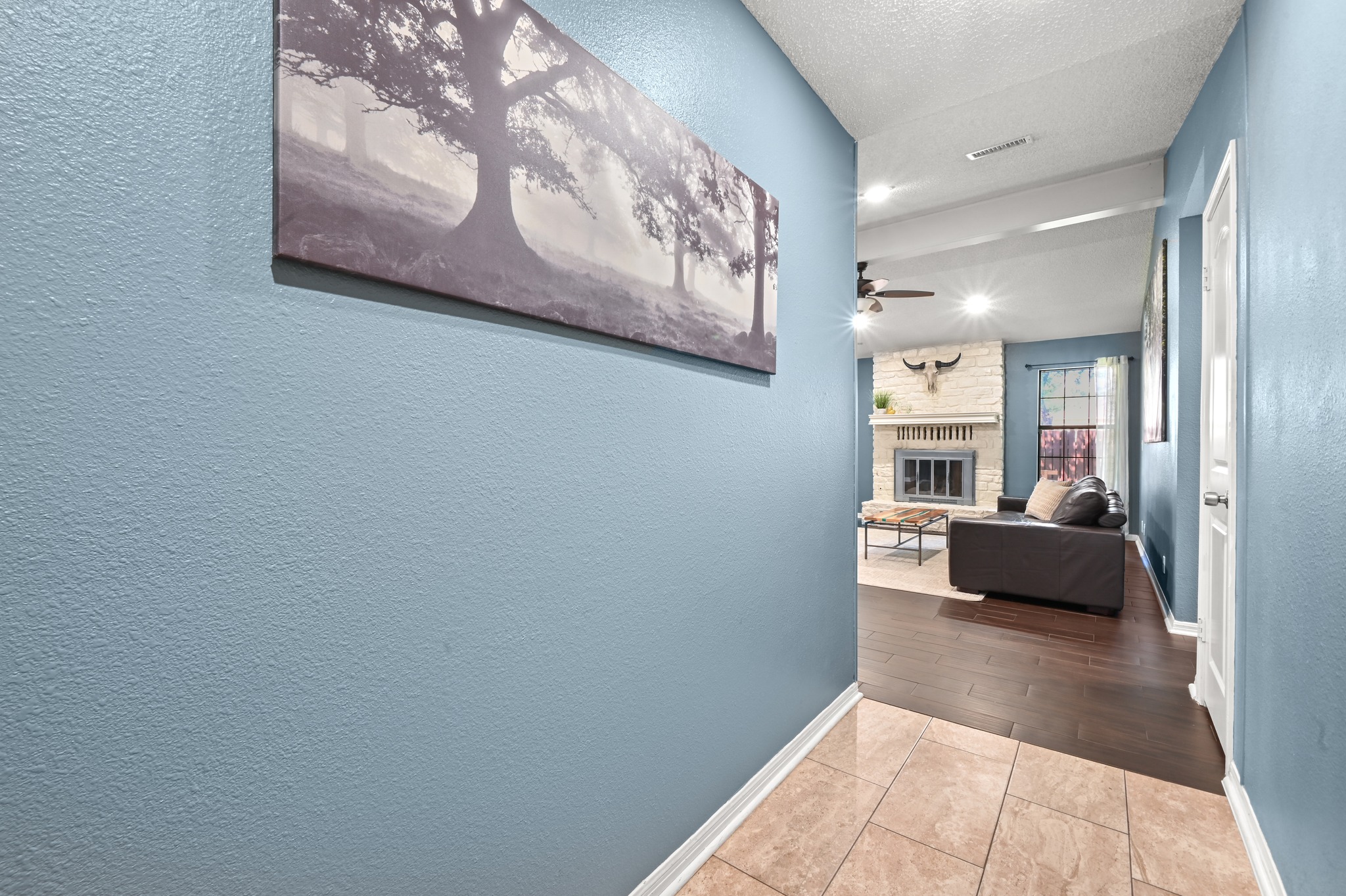 303 Pin Oak Drive Georgetown, TX 78628 - Photo 6 of 36 a living room with furniture and a rug