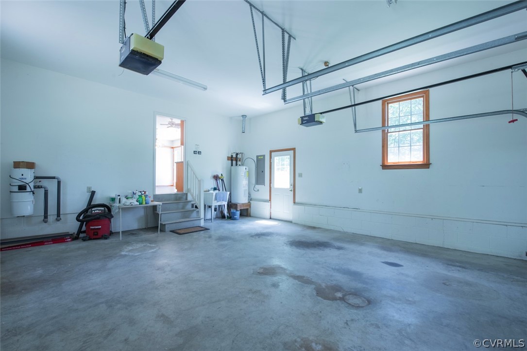 21417 Courthouse Road Dinwiddie, VA 23841 - Photo 25 of 50 a view of a room with gym equipment