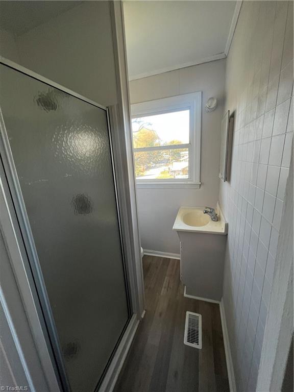 323 Coltrane Avenue High Point, NC 27260 - Photo 7 of 18