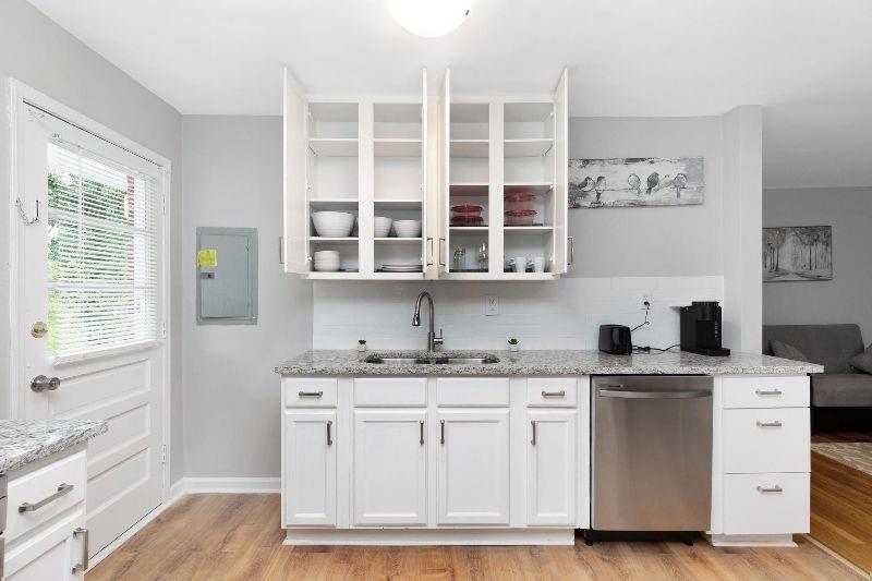 965 Smith Street Clarkston, GA 30021 - Photo 5 of 12