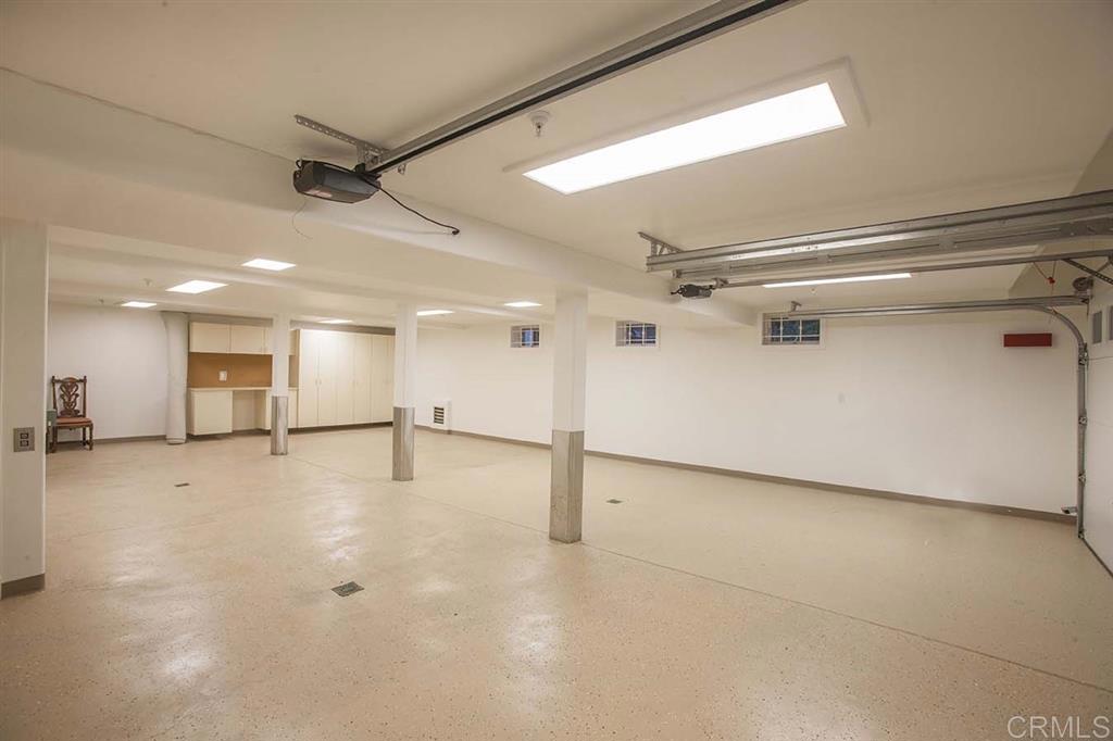 6019 La Flecha Rancho Santa Fe, CA 92067 - Photo 23 of 25 a view of an empty room