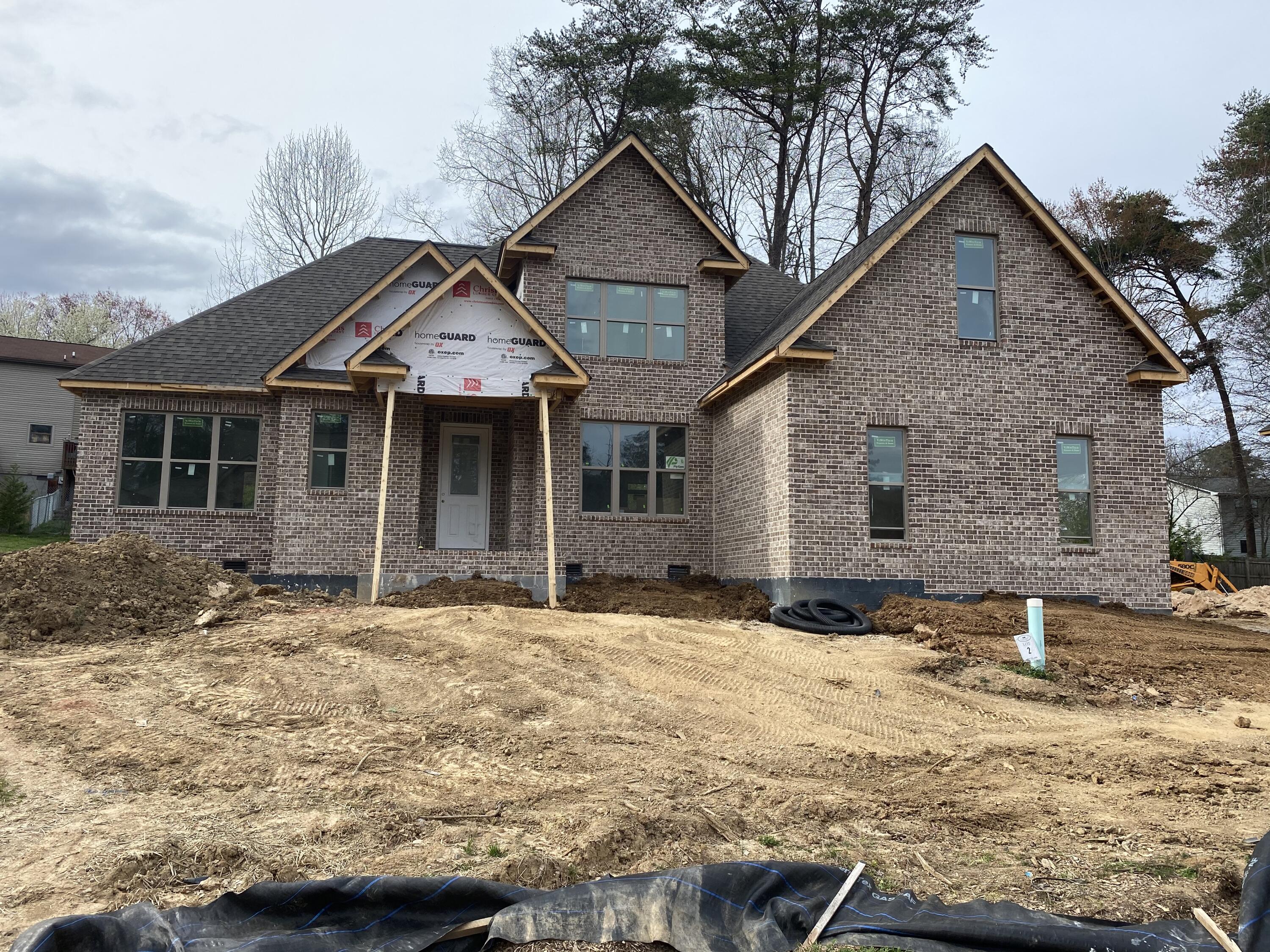 105 Crossroads Boulevard Oak Ridge, TN 37830 - Photo 1 of 6 IMG_3119