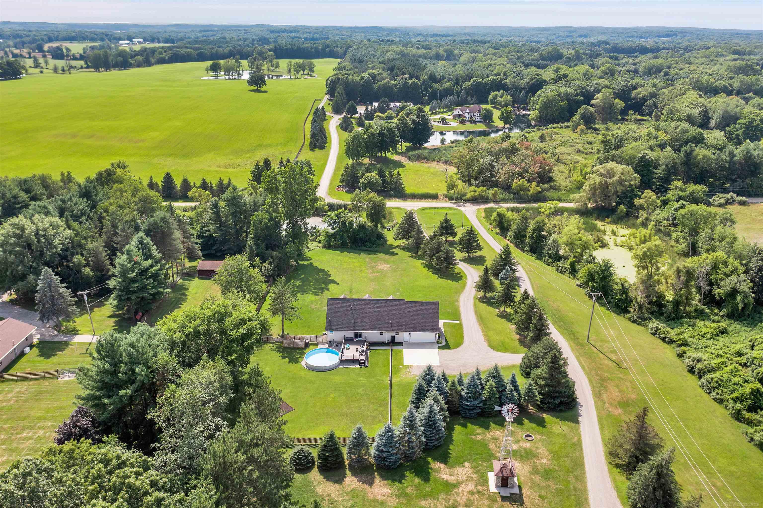 4869 Havens Road Dryden, MI 48428 - Photo 30 of 32 50172423-A13FF811-371E-40C3-A12E-2A02F6F1FBAA.JPG