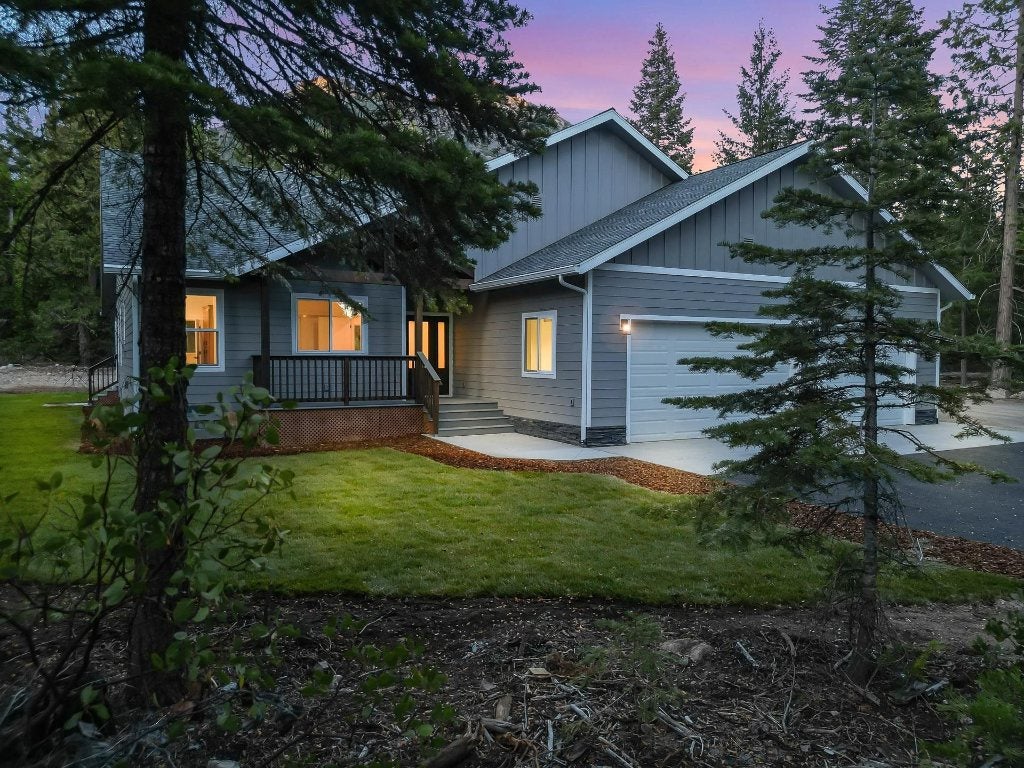 457 Skyview Road Mount Shasta, CA 96067 - Photo 6 of 44 Gallery Image 6
