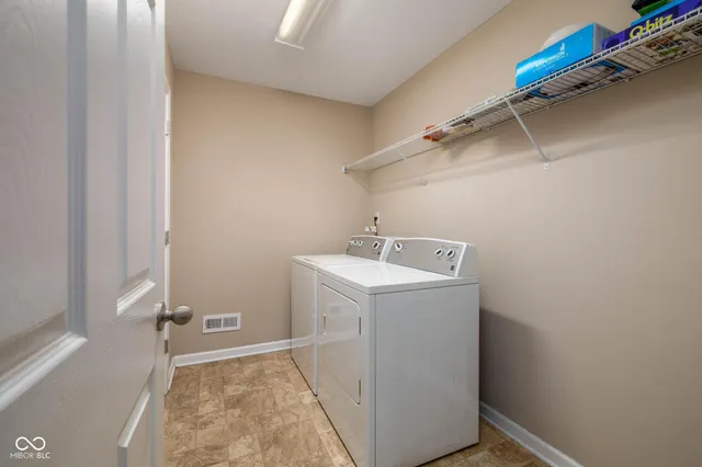 $374,000 | 8707 North Aspen Way, McCordsville, IN 46055