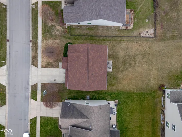 $374,000 | 8707 North Aspen Way, McCordsville, IN 46055