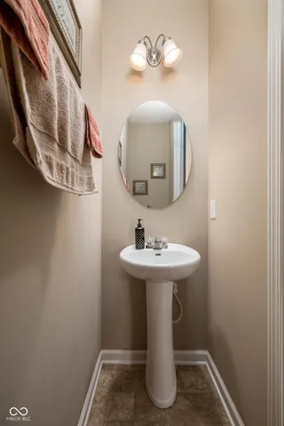 $374,000 | 8707 North Aspen Way, McCordsville, IN 46055