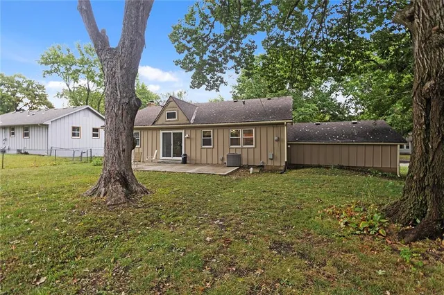 $250,000 | 13012 Bristol Avenue, Grandview, MO 64030