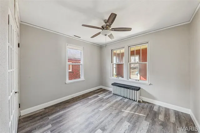 $299,900 | 1502 Bredell Avenue, St. Louis, MO 63117