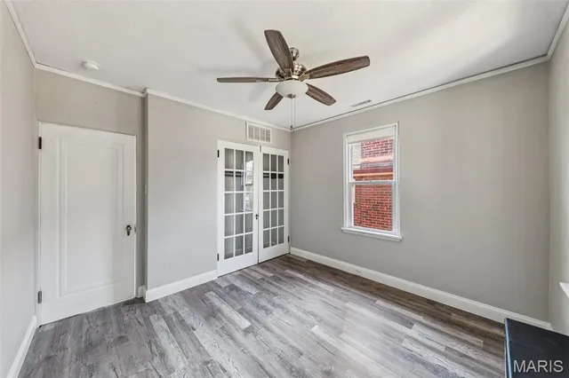 $299,900 | 1502 Bredell Avenue, St. Louis, MO 63117