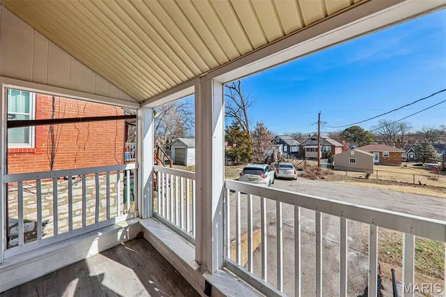 $299,900 | 1502 Bredell Avenue, St. Louis, MO 63117