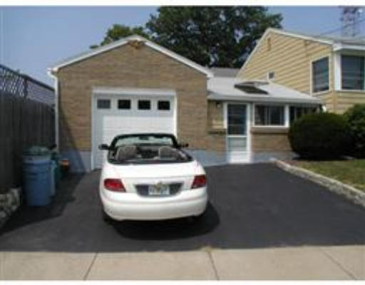 5 Frye Road Medford, MA 02155 - Photo 2 of 30