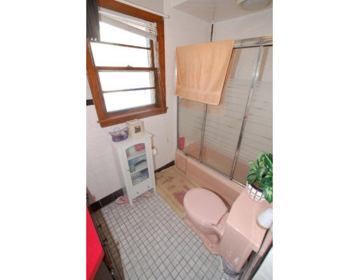 5 Frye Road Medford, MA 02155 - Photo 10 of 30