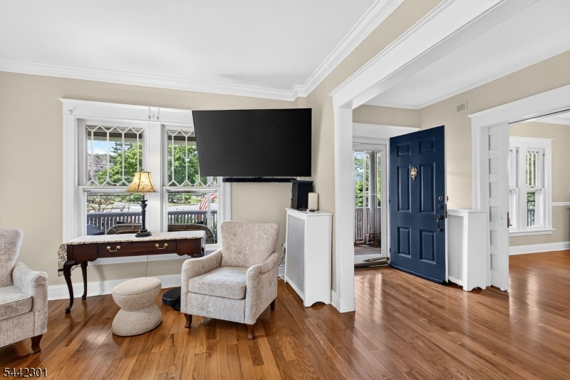 2 Russell Road Fanwood, NJ 07023 - Photo 8 of 48