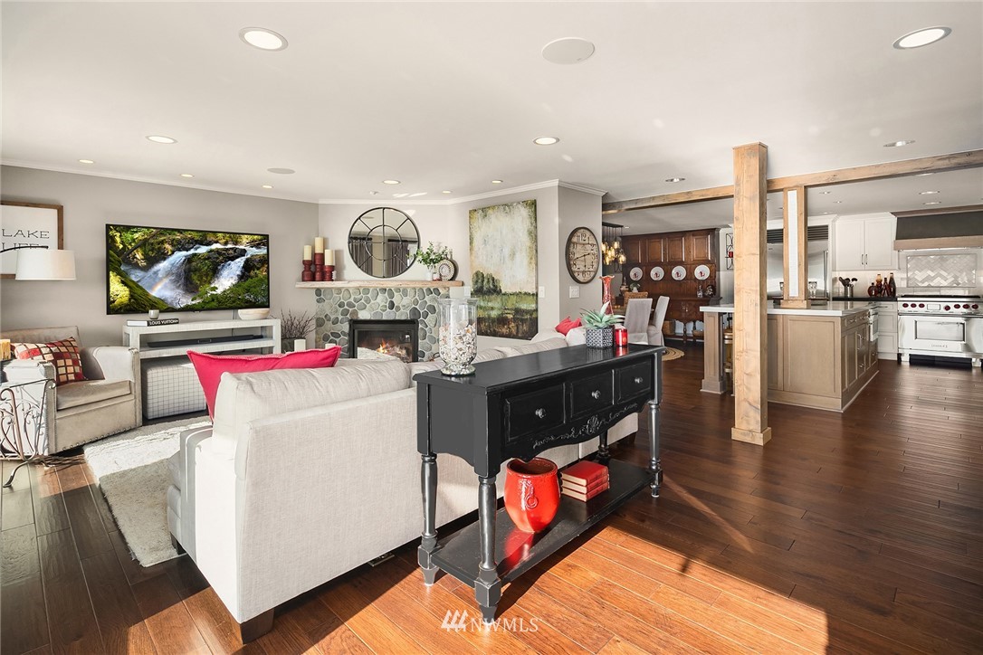 6811 Ripley Ln S East Renton, WA 98056 - Photo 13 of 40 Gallery Image 13