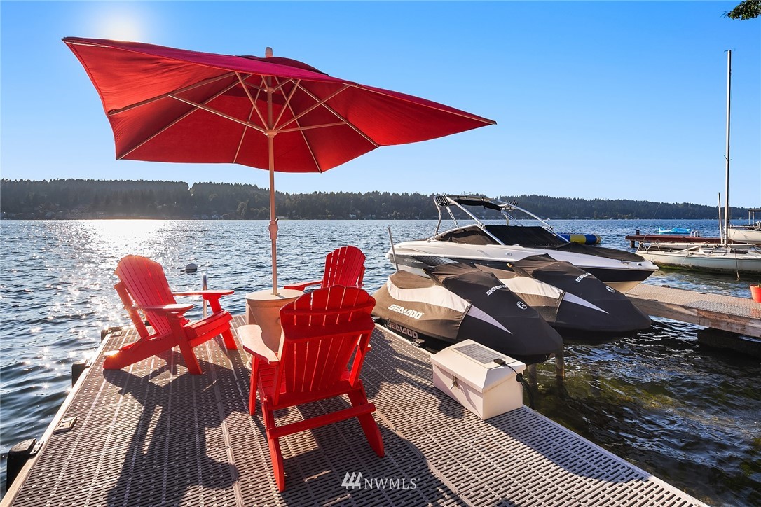 6811 Ripley Ln S East Renton, WA 98056 - Photo 4 of 40 Gallery Image 4