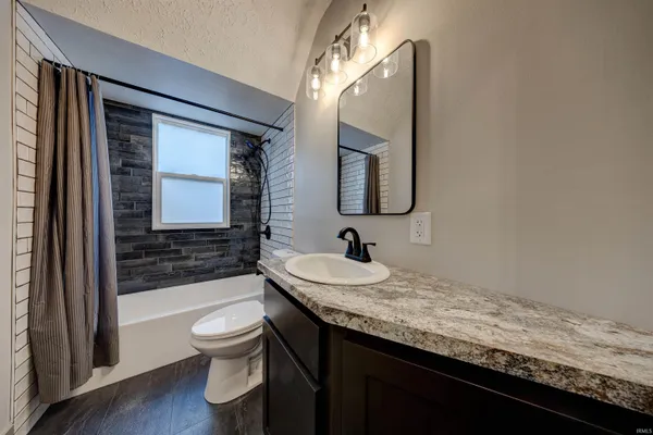 $229,900 | 1410 Main Street, Ferdinand, IN 47532